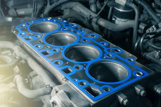 Does replacing engine head gaskets extend the life of the engine? Does replacing engine head gaskets extend the life of the engine?