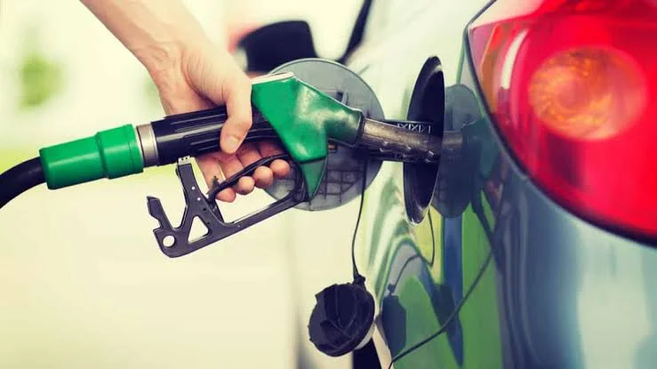 What happens if you put petrol in a diesel engine? What happens if you put petrol in a diesel engine?