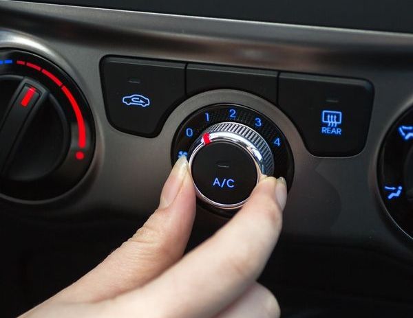 Experts Say Most People Use Air Conditioning Wrong And It's Destroying Their Cars Slowly