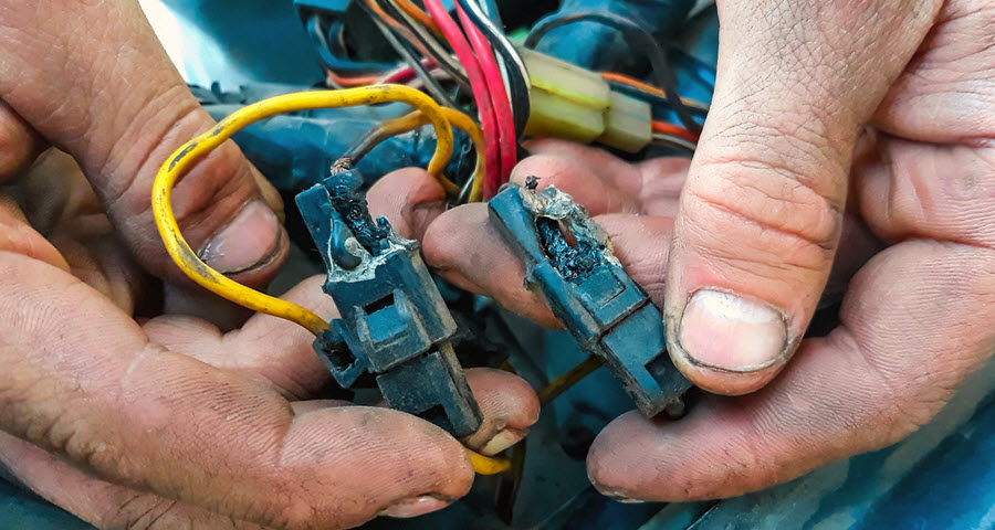 This Is How Burning Odors Mean An Electrical Short Under The Dash