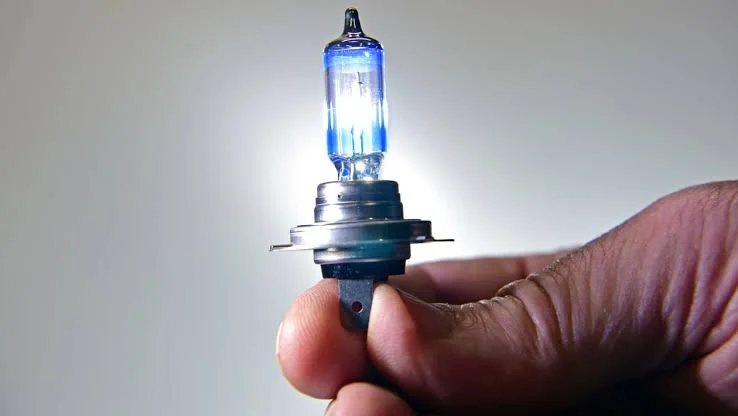 A Comprehensive Guide to Different Types of Automotive Bulbs: Halogen Bulbs A Comprehensive Guide to Different Types of Automotive Bulbs: Halogen Bulbs