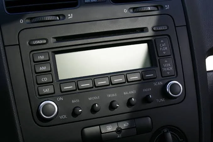 Radio or Audio System Issues Radio or Audio System Issues