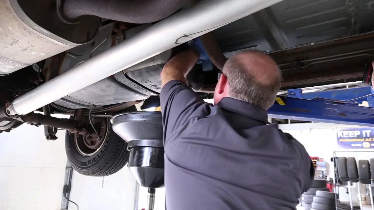 Step 3: Remove the Fuel Tank Step 3: Remove the Fuel Tank