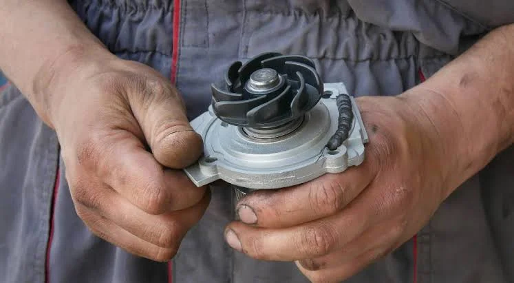 How to Fix a Water Pump Leak Temporarily How to Fix a Water Pump Leak Temporarily