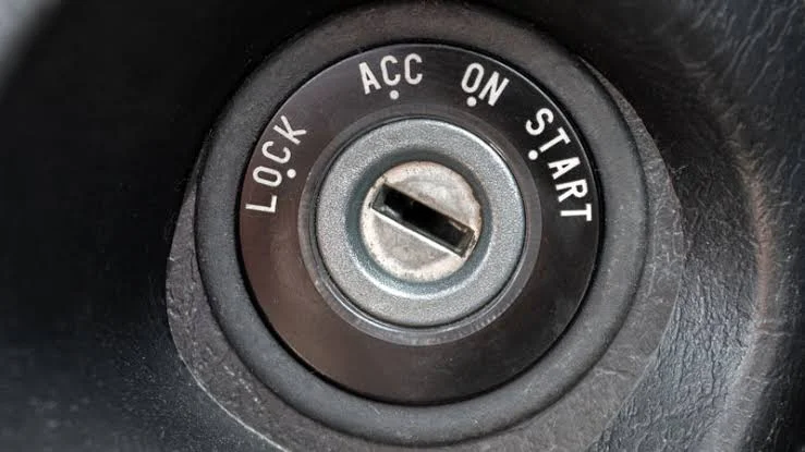 Understanding Why Cars Shut Off While Driving and Ensuring Safety on the Road: Faulty ignition switch Understanding Why Cars Shut Off While Driving and Ensuring Safety on the Road: Faulty ignition switch