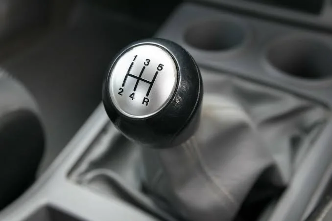 Why Manual Transmission Gear Shifts Are Not Simpler and in a Straight Line Why Manual Transmission Gear Shifts Are Not Simpler and in a Straight Line