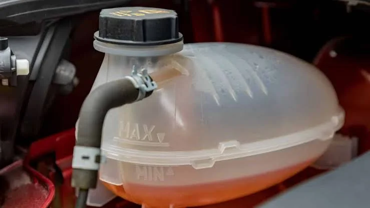 Warning Signs of Coolant Loss Warning Signs of Coolant Loss