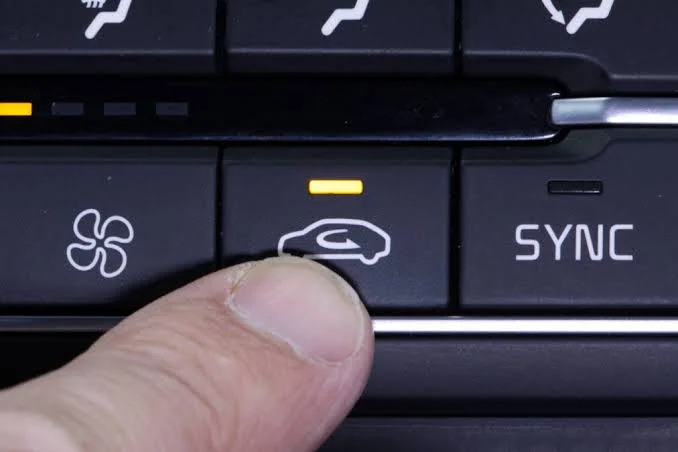 Drivers Are Left Stunned After Discovering The Real Purpose Of That Tiny Car Button