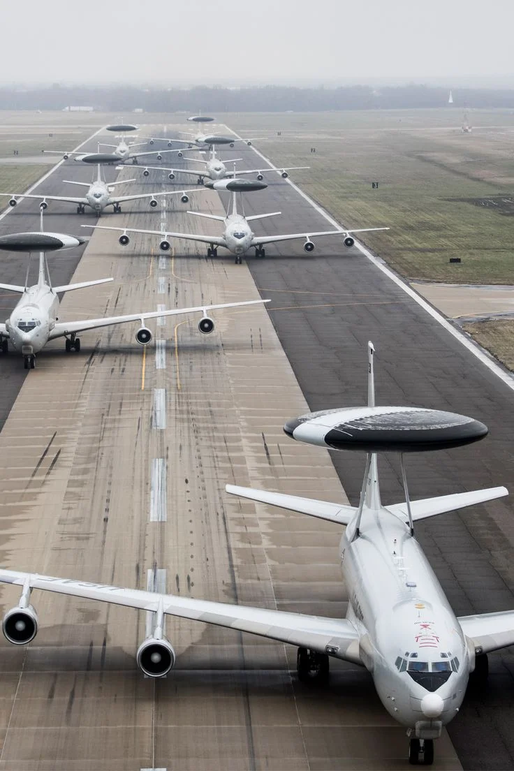 The 1970s Military Aircraft That Still Sees Enemies Before They Even Appear