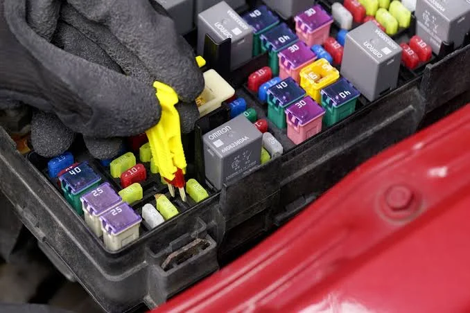 No More Blown Fuses: A Guide to Finding and Replacing Car Fuses Like a Pro
