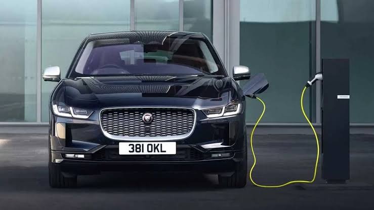 Jaguar's Bold Move to Go All-Electric by 2025