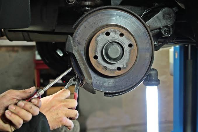 Pulling to One Side: Troubleshooting Uneven Brake Performance