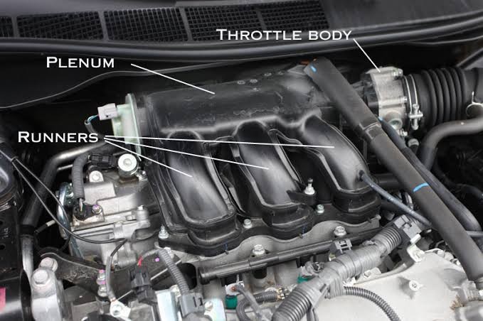 Symptoms of a Leaking Intake Manifold Gasket
