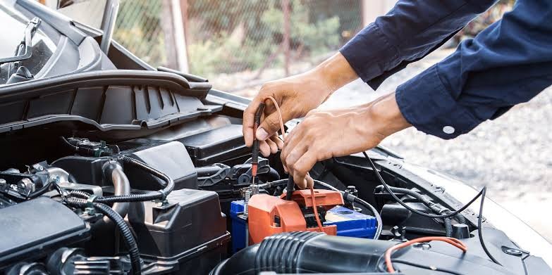 20 Car Problems That Could Ruin Your Day (And How to Fix Them)