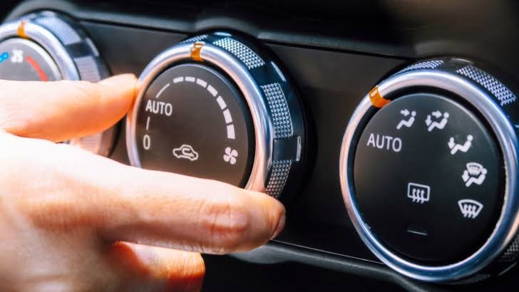 Does Running the AC in Your Car Use More Fuel?