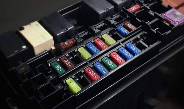 Why Does Your Car Lose Power While Driving and Now Won’t Start?