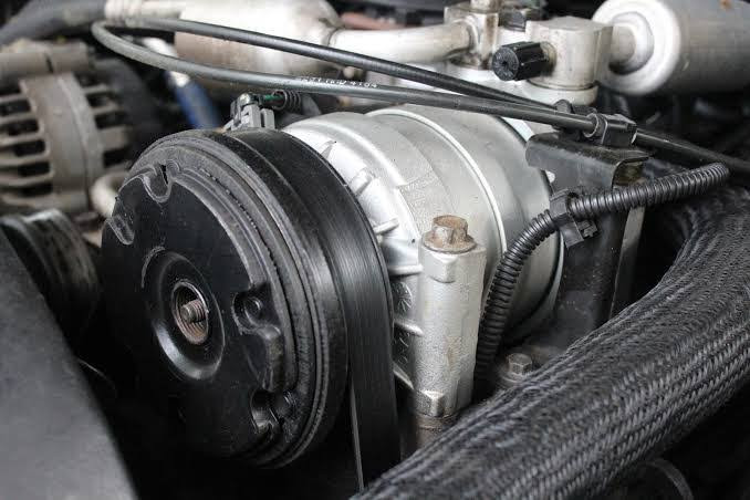 Is Your Car Blowing Hot Air? Signs of a Failing Air Conditioning Compressor