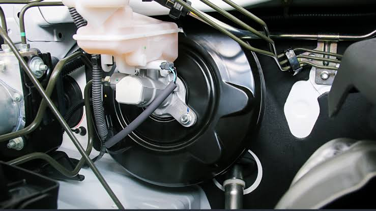 Warning Signs of Failing Brake Boosters and Master Cylinders (DIY Diagnosis!)