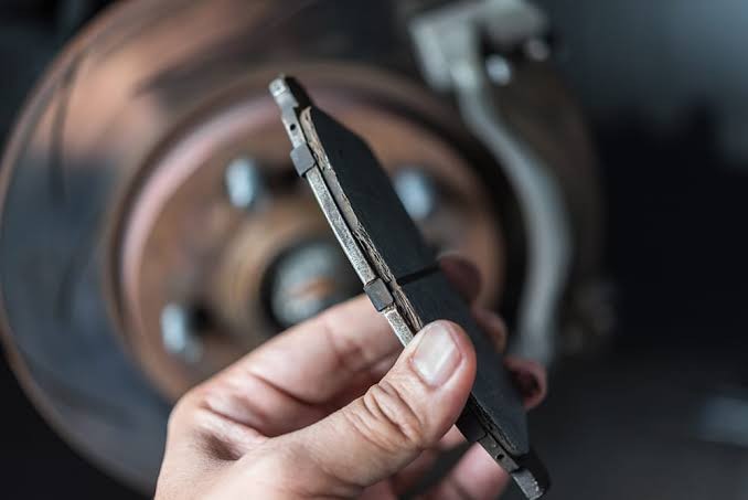 Surprising Test Results Show Which Budget Brake Pads Stop Fast and Last Longer