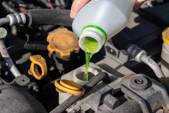 How to Warm Up Your Car Engine in Cold Weather