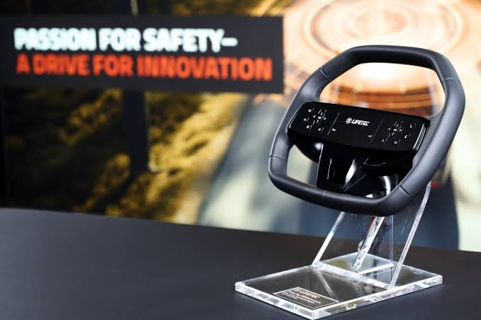 Airbags Get an Upgrade! ZF's Design Opens Doors for Futuristic Steering Wheels